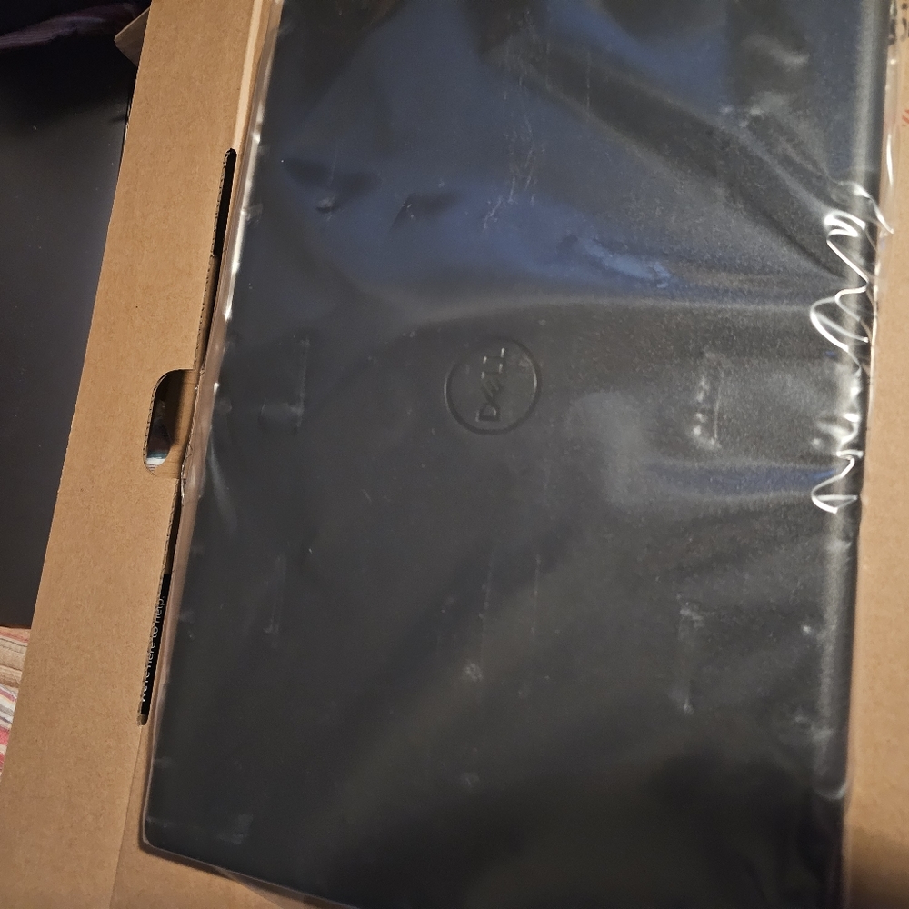 Dell inspiron 15-3525 black